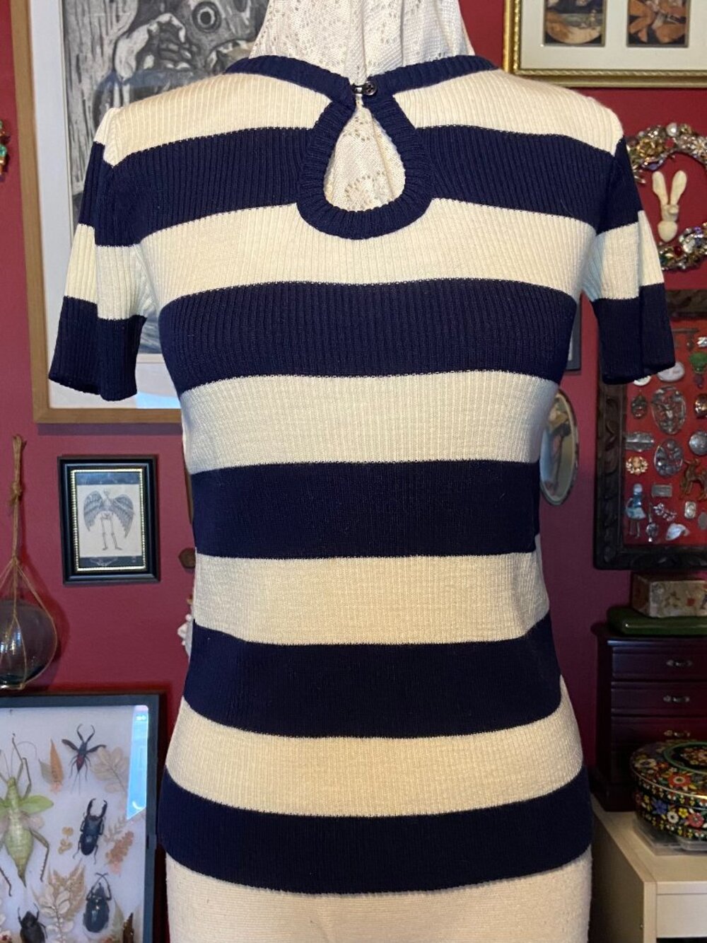 Vintage Navy Blue and Cream Keyhole Short Sleeve Sweater 70's